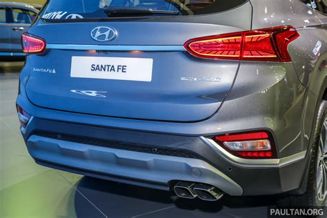 The vehicle's current condition may mean that a feature described below is no longer available. KLIMS18: 2019 Hyundai Santa Fe arrives in Malaysia - order ...