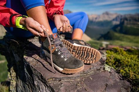 Patch in 2020 | Boots, Hiking boots, Women's leggings