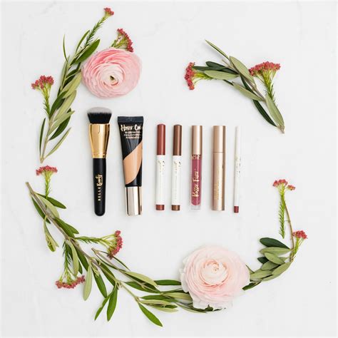 100 Cosmetics Pictures Download Free Images On Unsplash