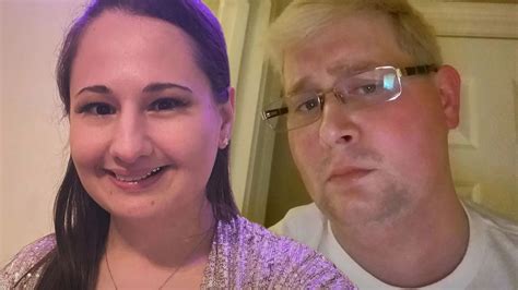 Gypsy Rose Loving New Single Life, Ryan Wants to Work it Out