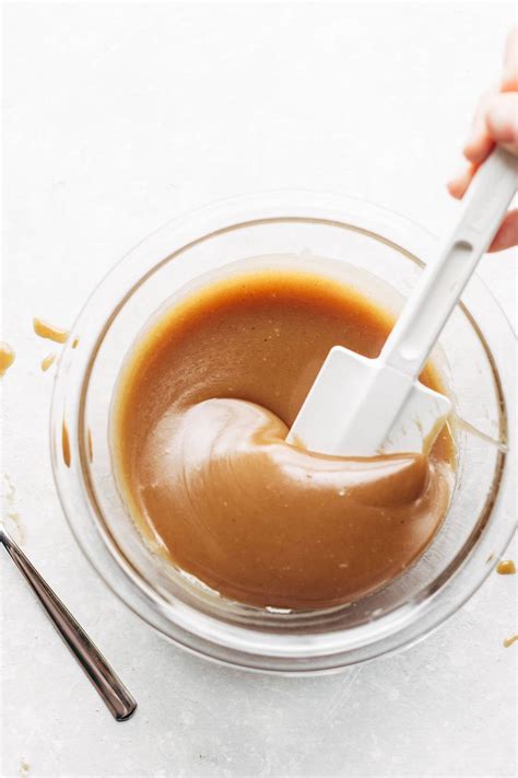 5 Minute Magic Vegan Caramel Sauce Recipe Pinch Of Yum