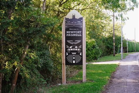 Newport pagnell is a friendly locale known for its restaurants. Gateway Welcome Signs - The History of Newport Pagnell