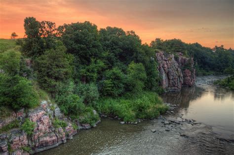 5 South Dakota State Parks You Should Explore This Summer Camp Native