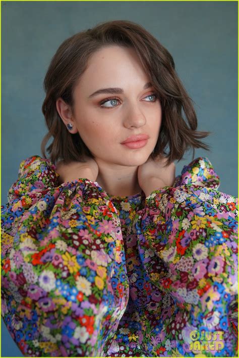 Joey King Steps Out In Super Cute Floral Dress For Kissing Booth 2
