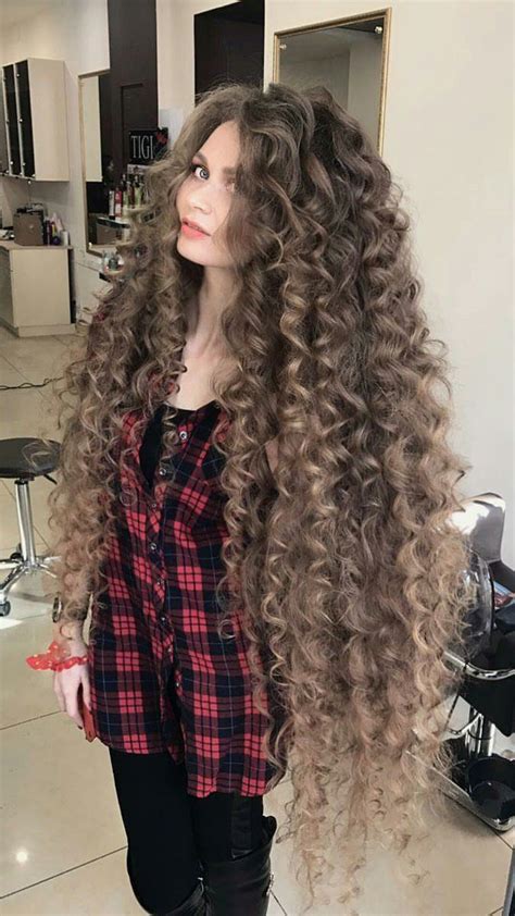 Gorgeous Long Hair #OlderWomensHairstylesLong | Long hair styles, Beautiful long hair, Long 