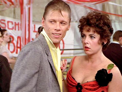 31 000 children have a baby every year in canada. Grease Theme Song | Movie Theme Songs & TV Soundtracks