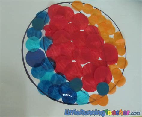 Circle Pasting Pictures Little Running Teacher