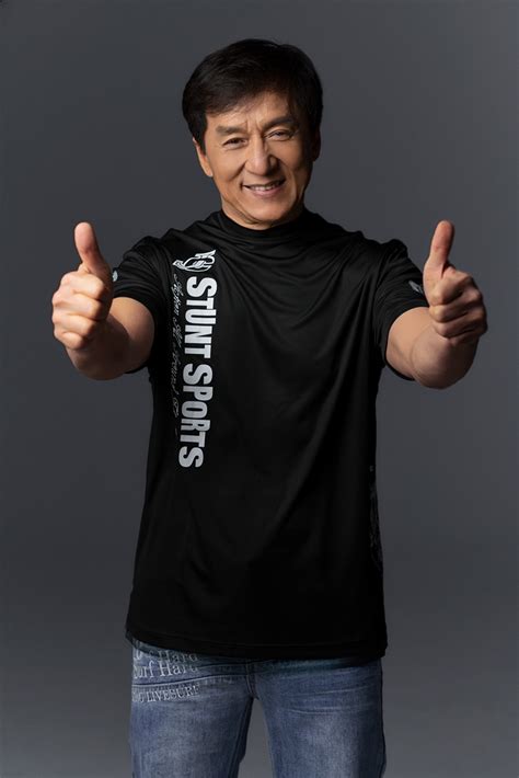 Age is a number that often has too much focus. Fiche d'identité » Jackie Chan France