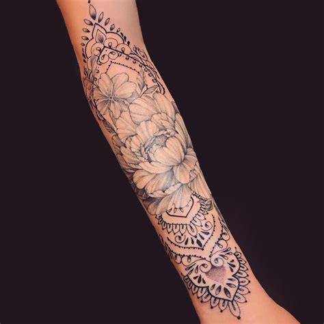35 Inspiring Arm Tattoo Design Ideas For Women 2020 Sooshell Arm Tattoo