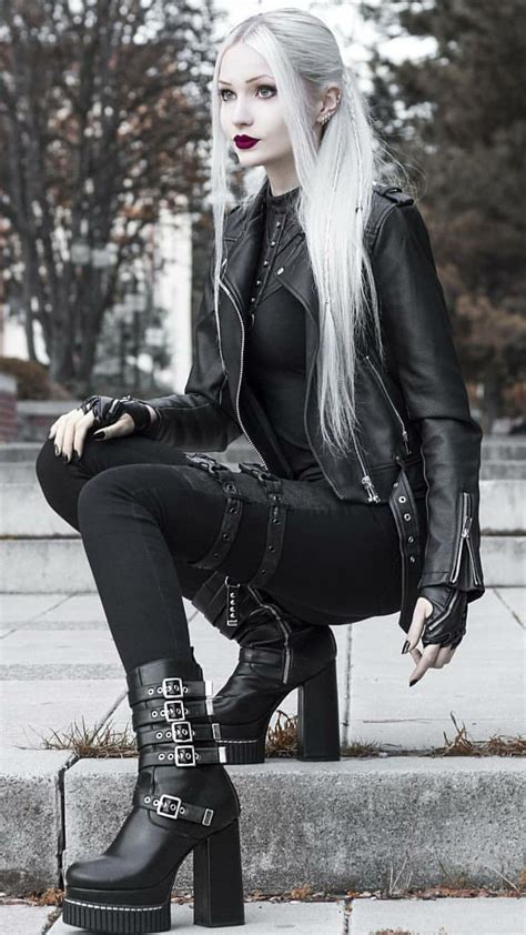 Pin By Shaun Mcintosh On Anastasia Gothic Fashion Blonde Goth Hot Goth Girls