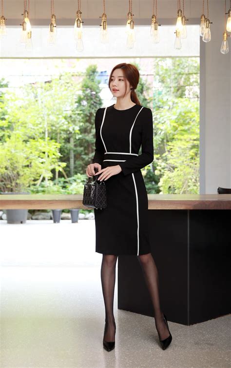 Styleonme Elegant Line Slim Fit Dress 47233