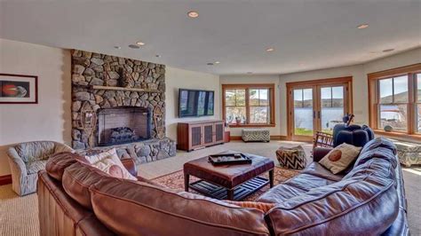Mansion Monday A Post And Beam Masterpiece On The Lake In Sunapee