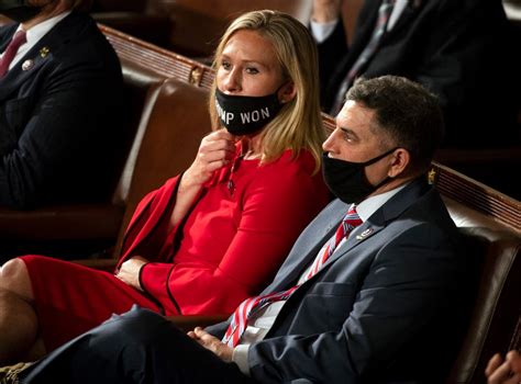 Maske çeşitlerini ve kullananların yorumlarını incele, trendyol'a özel indirimli fiyatları ve kampanyaları kaçırma! Qanon Republican mocked for wearing 'censored' mask on ...