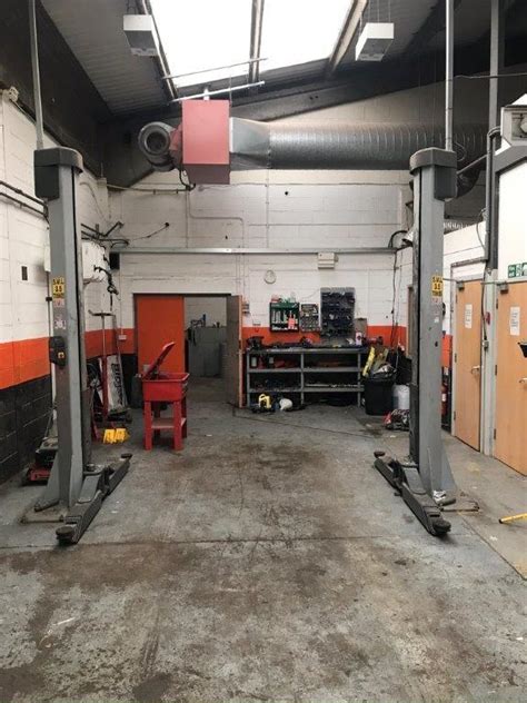 Double layers underground car lift from www.scissorliftmachine.com when hoisting the vehicle, use the mast hook on the front of the vehicle and a wire net on the rear wheel. S-Lift 5000kg (2007) 2 Post Vehicle Hoist (Buyer to cut ...