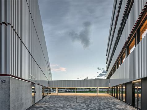 Gallery Of Win4 Sports Centre Em2n 12 Industrial Architecture