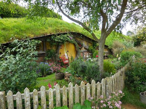 Hd Wallpaper Village Hobbiton Movie Set New Zealand Matamata