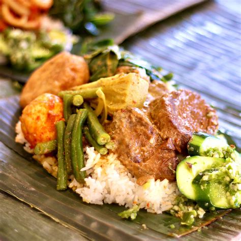Nasi Padang Rendang Sapi Padang Rice W Beef Cheek Rendang Delivery
