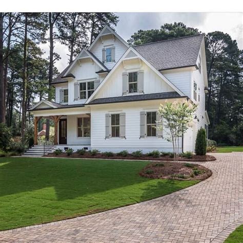 Sep 30, 2020 · best white exterior paint colors: 41 best farmhouse design ideas for 2019 16 (With images ...