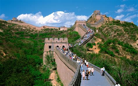 It is better to arrive by 9 am when the through these places, merchants delivered carpets, wool and precious stones to china, and also religions. The World's Most-visited Tourist Attractions | Travel ...