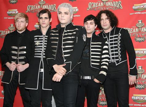 My Chemical Romance Members Defend themselves for Accepting Stimulus ...