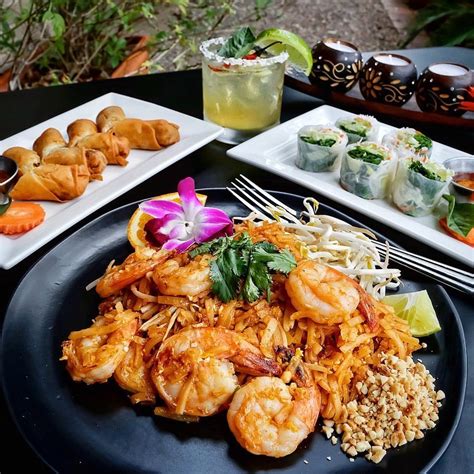 Our menu is designed for people who've never tried authentic thai food and for the family who visits our restaurant every single day (we come see why our customers call it, the best thai food in san antonio. San Antonio Thai Food | Thai Topaz | Healthy, Fine Thai ...