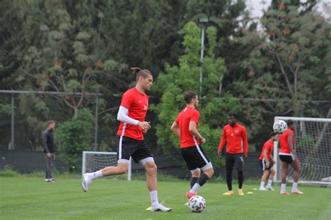 Maybe you would like to learn more about one of these? HATAYSPOR ÜÇ PUAN İSTİYOR - Spor Takvimi