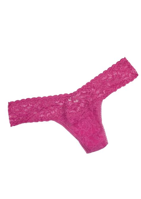 Hanky Panky Signature Rolled Lace Thong Very Berry