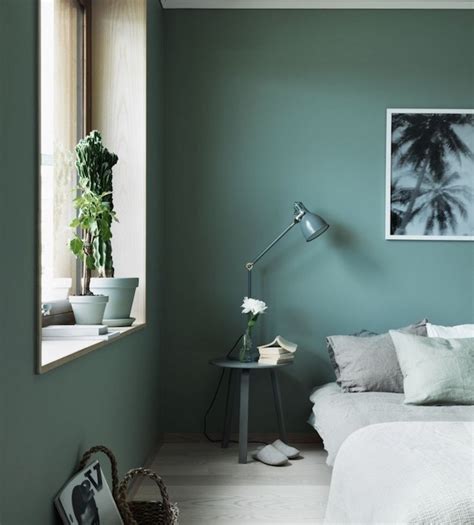Nov 02, 2017 · pour une chambre décorée avec brio et élégance, nous vous conseillons d'associer au vert plusieurs couleurs sobres tel que le blanc, le beige, le jaune clair ainsi que et l'ajout de meubles en bois. 1001 + idées pour choisir une couleur chambre adulte