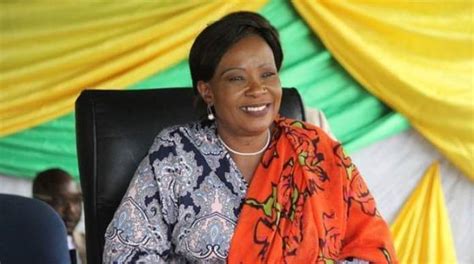 Zimbabwean First Lady Auxilia Mnangagwa In A Drive To Empower Sex