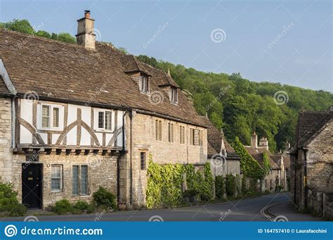Typical And Picturesque English Countryside Cottages In Castle Combe
