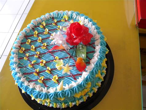 Scopri ricette, idee per la casa, consigli di stile e altre idee da provare. Chevy Bakery: KUE TART ULANG TAHUN