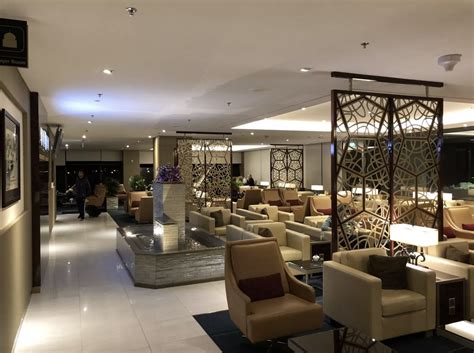 5 Of The Most Luxurious Airport Lounges In The Us Imagine Lifestyle