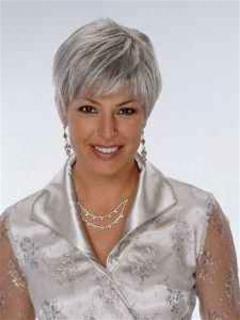 Trendy short haircuts with layers are a great way to get the best out of fine hair. Short haircuts for grey hair