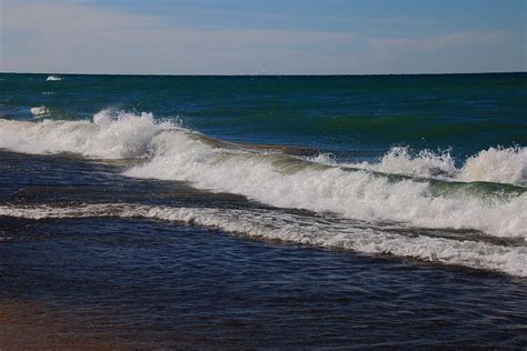 Incoming Lake Michigan Waves Kemil Beach Indiana Dunes Flickr