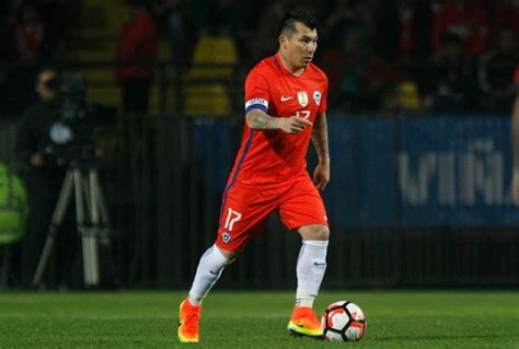 El defensor no apeló a los eufemismos para el balance. Gary Medel en el Chile - Jamaica | Inter de milán, Milán ...
