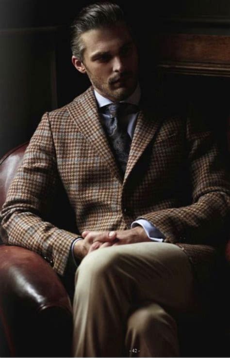 Pin By Landis Gallman On Gentlemens Club Mens Outfits Well Dressed Men Gentleman Style