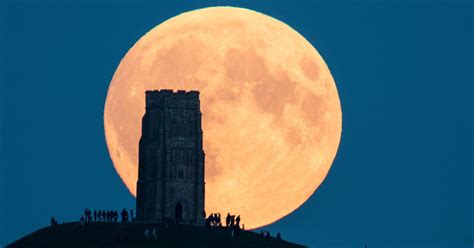 Biggest Supermoon Of 21st Century Is Coming In November 2016 Metro News