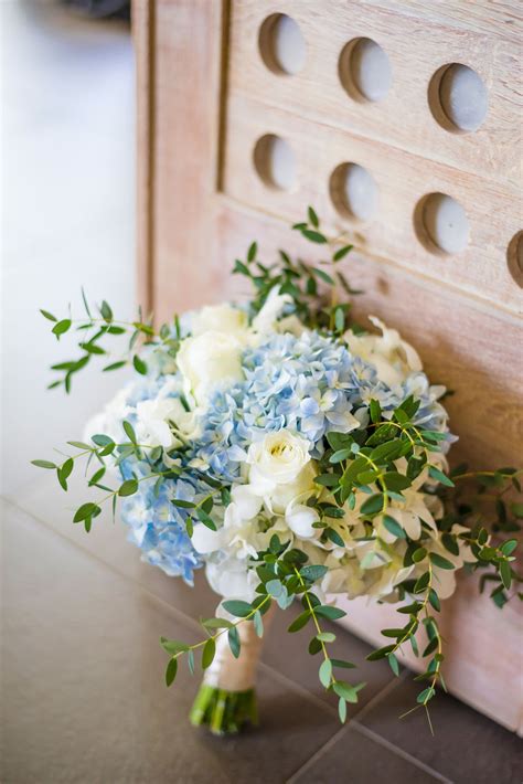 20 Hydrangea Wedding Bouquets Any Bride Would Love Blue Wedding