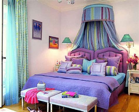 Decorating The Bedroom With Green Blue And Purple