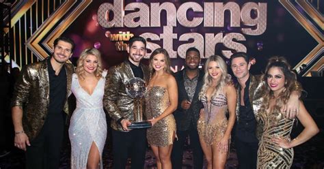 Dancing With The Stars Season 29 Meet The Pro Dancers From The New