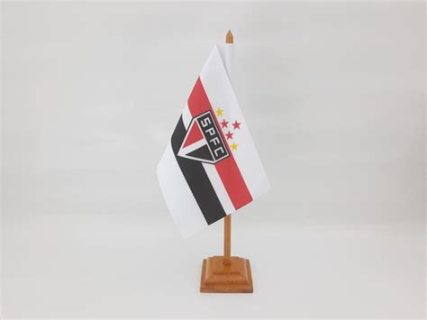 Maybe you would like to learn more about one of these? São Paulo FC bandeira de mesa no Elo7 | JJ BANDEIRAS (12A684D)