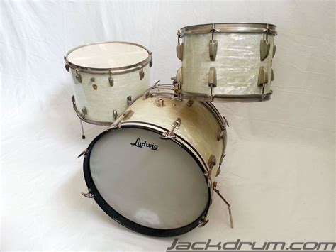 Supreme drum set in hand supreme pearl. 40's/50's/60's vintage LUDWIG (WFL) WHITE MARINE PEARL ...
