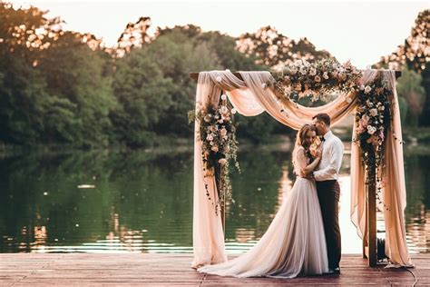 Even if you don't understand all the lyrics at first, the song is catchy. Blush colour theme + romantic blush sheer chiffon draped ...