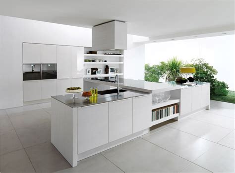 No matter what your home model and design, the kitchen is the heart and the make your kitchen stunning with these contemporary larder pantry design ideas. 4 Important Elements for Modern Kitchens Designs ...
