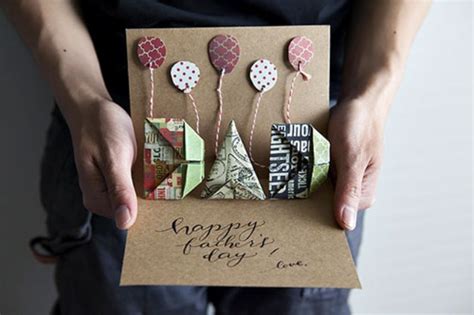 Whether you're going for simple or super complex, take a look at some ideas below to get your creative juices flowing! Personalised Father Day Gift - Diy Pop Up Card