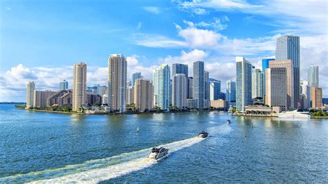 ¿qué Lugares Conocer En Miami Con Un Auto De Alquiler