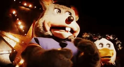 Chuck E Cheese Is Breaking Up Its Beloved Horrifying Animatronic Band