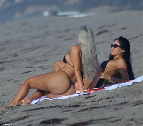 Kim Kardashian Shows Off Slimmed Down Figure In Revealing Bikini