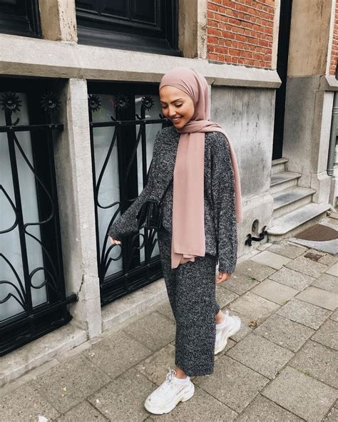 Samia🌜🌞🌗 On Instagram “🥰🥰🥰” Hijabi Outfits Casual Hijab Fashion