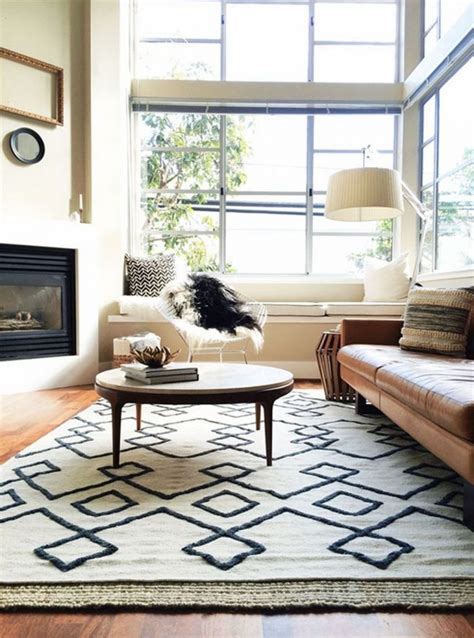 42 Wonderful Living Room Rug Layering Combination For Sweet Home